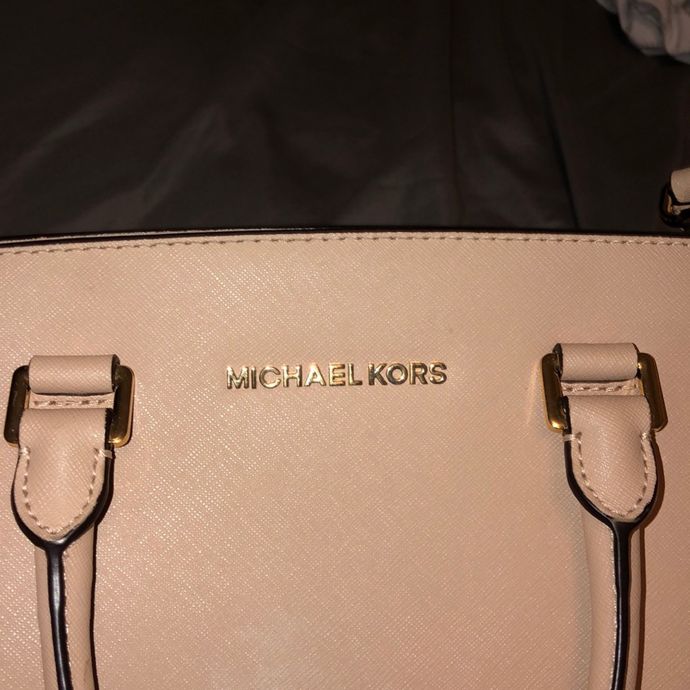MICHAEL KORS MEDIUM SELMA